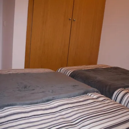 Urban Manesa Center With Private Patio *
