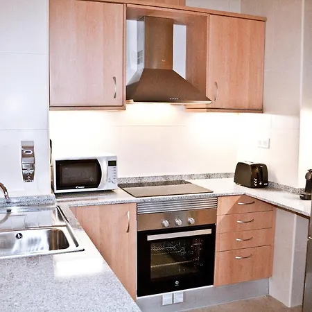 Urban Manesa Center With Private Patio *
