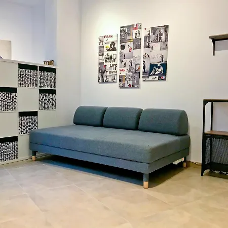 Urban Manesa Center With Private Patio Apartment *